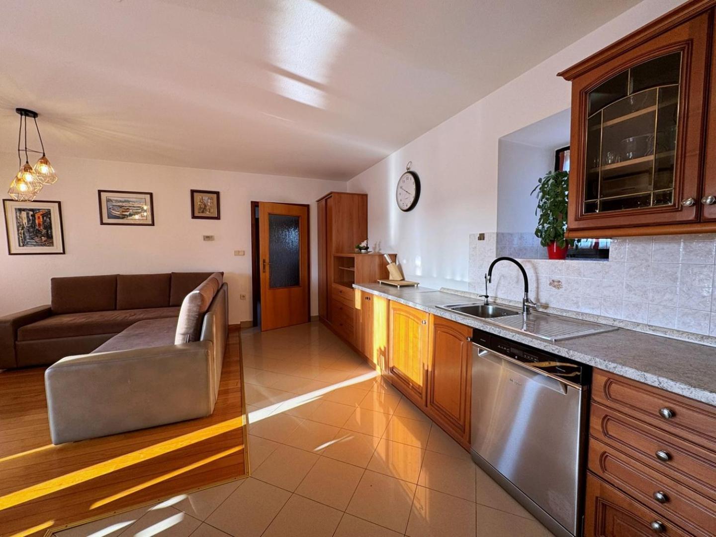 Apartments Katarina Malinska Esterno foto