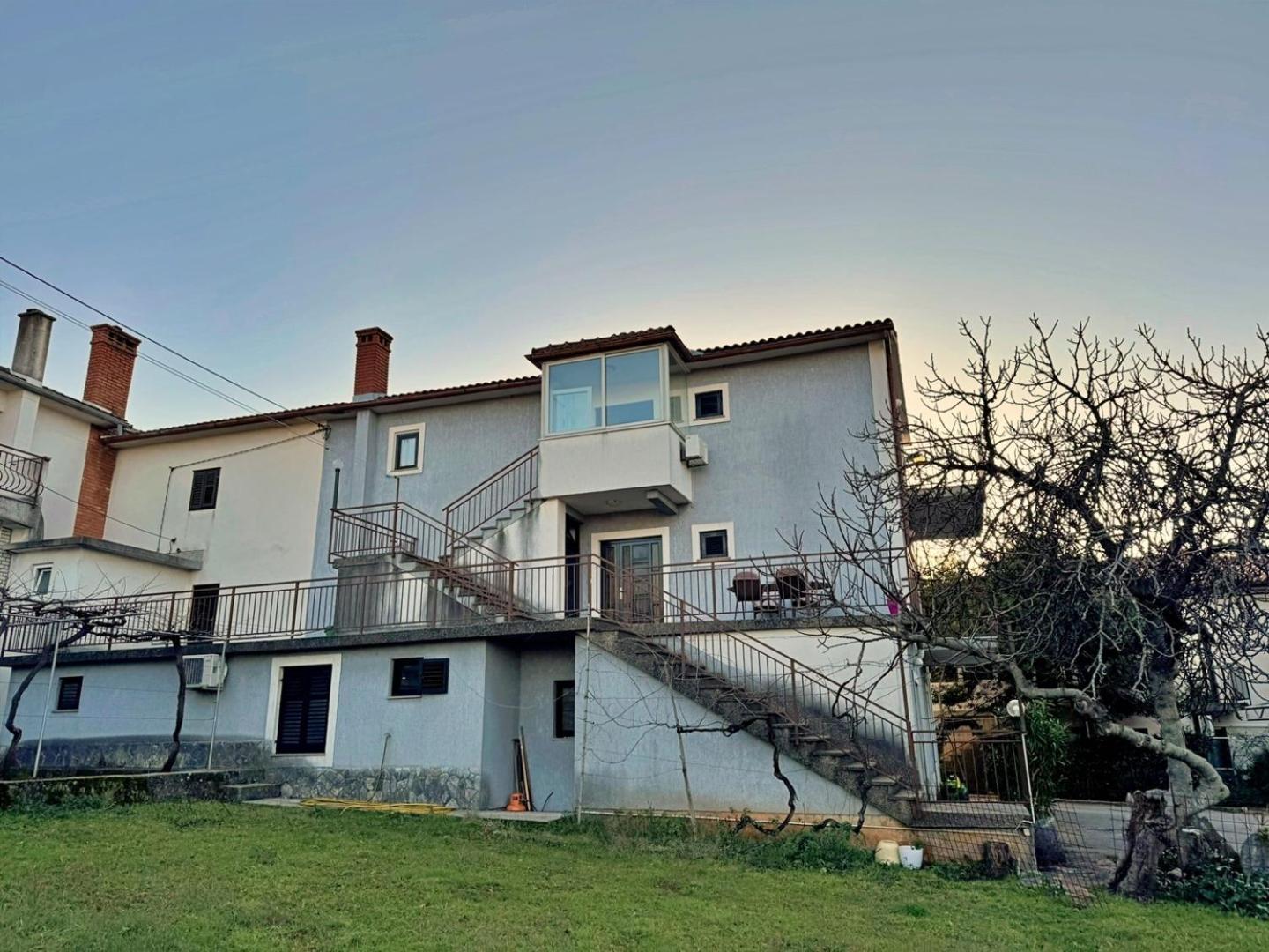 Apartments Katarina Malinska Esterno foto